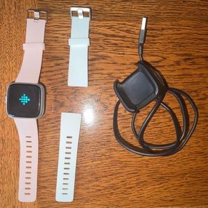 FitBit Versa Lite